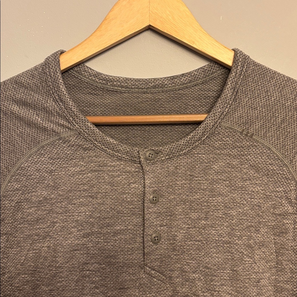 Lululemon Metal Vent Tech Long Sleeve Henley - Picture 6 of 9